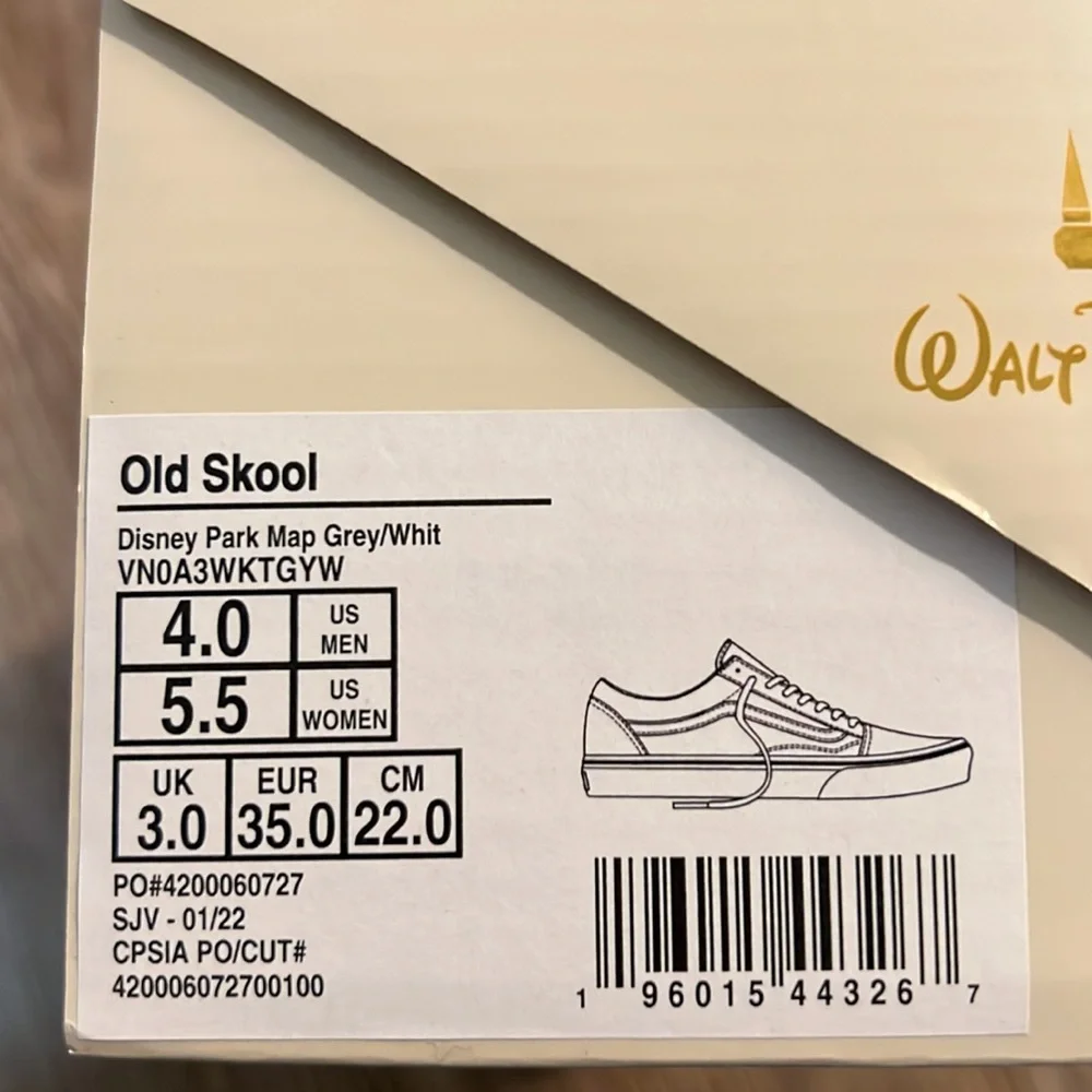 NWT Limited Editions Disney Old Skool Vans Size 5.5! - Picture 8 of 8